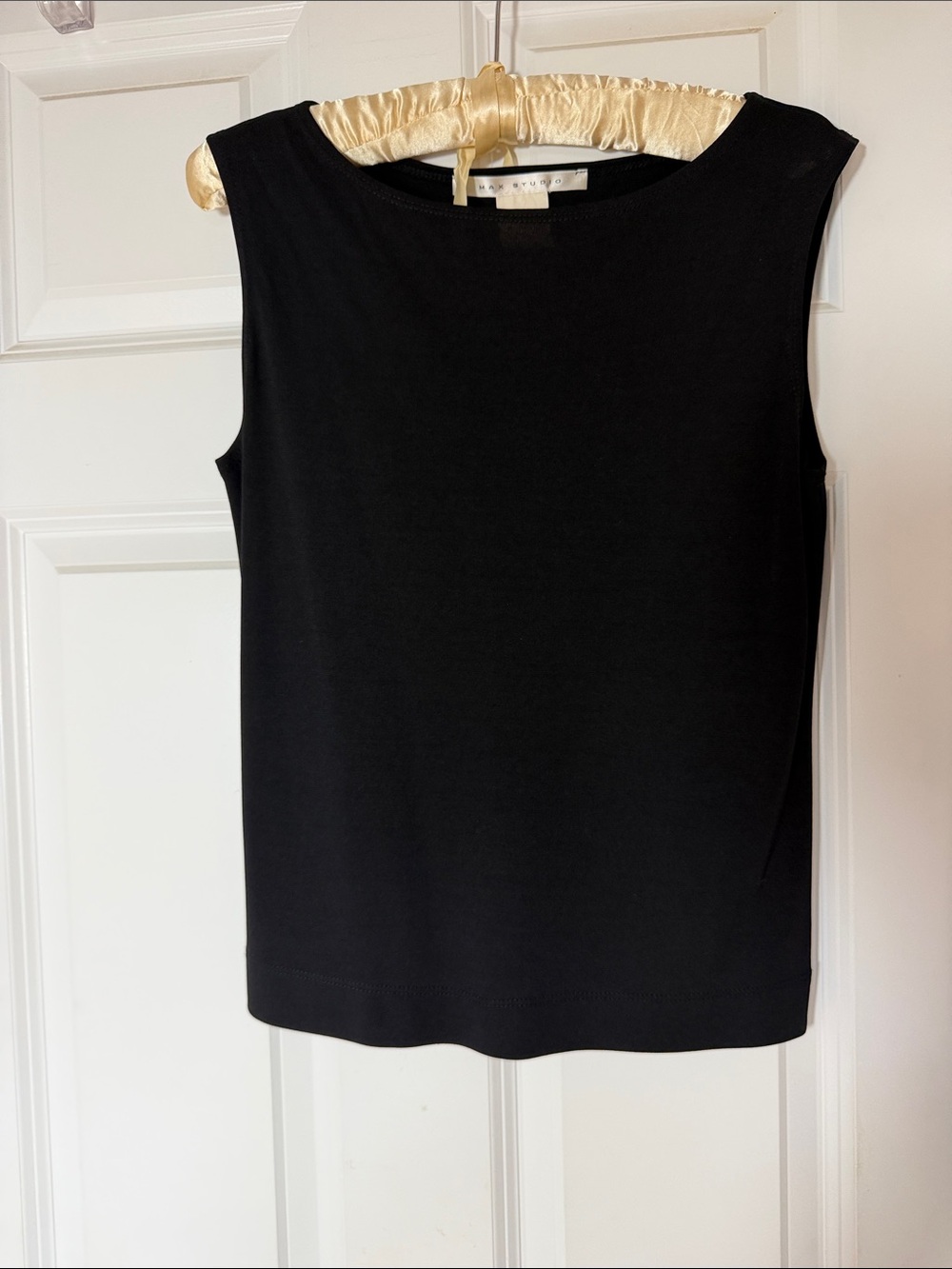 Max Studio Black Sleeveless Shell Tank Top